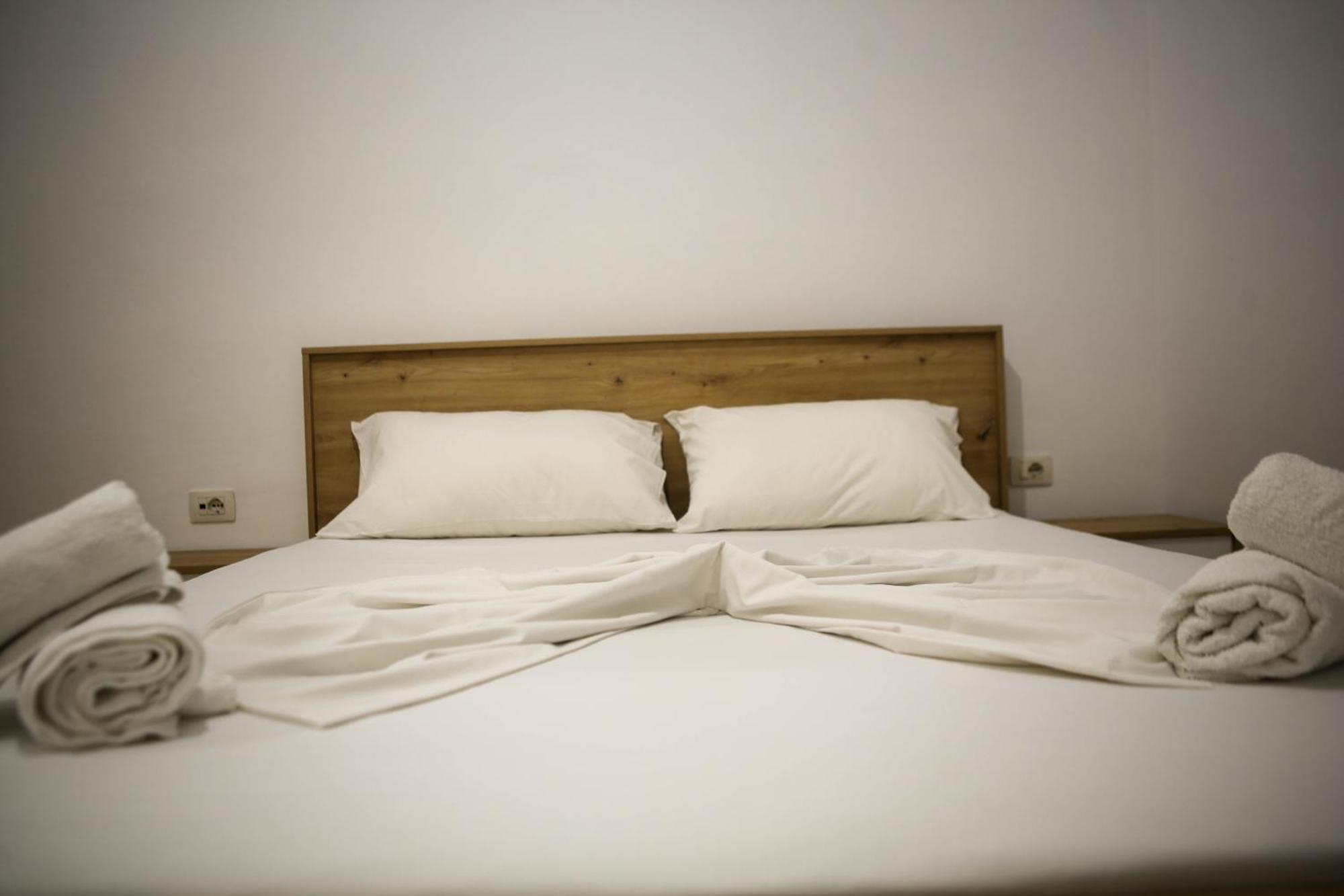 Green-Garden Apartmets Sarandë エクステリア 写真